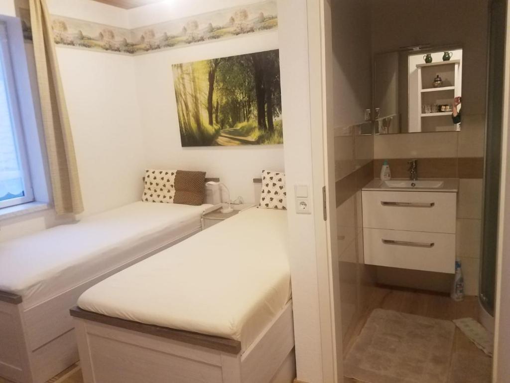 Zweibettzimmer